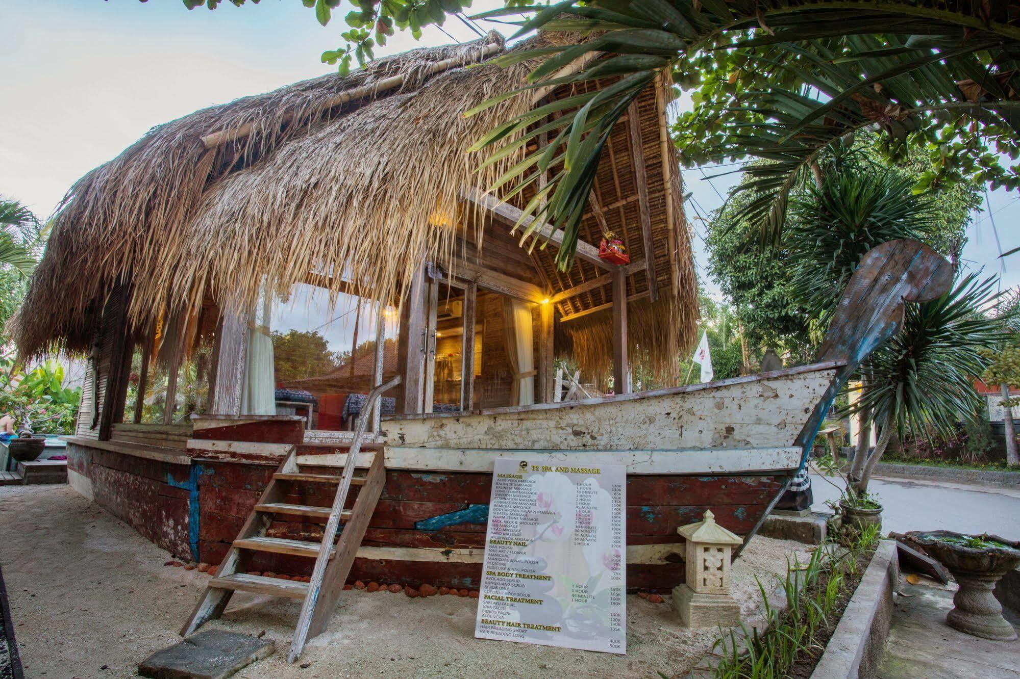 Hotel Ts Hut Lembongan Exteriér fotografie